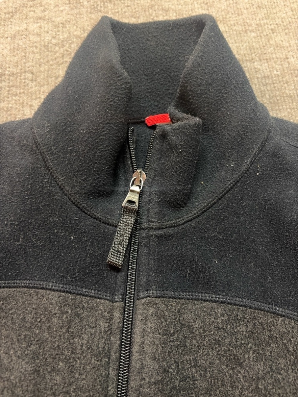 Prada Black Full Zip Fleece Jacket Red Tab Logo Size M 0788 - Picture 2 of 8